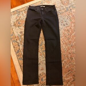 Classic Black Women's Levi’s Jeans